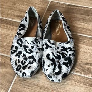 Sparkle Cheetah Print Toms